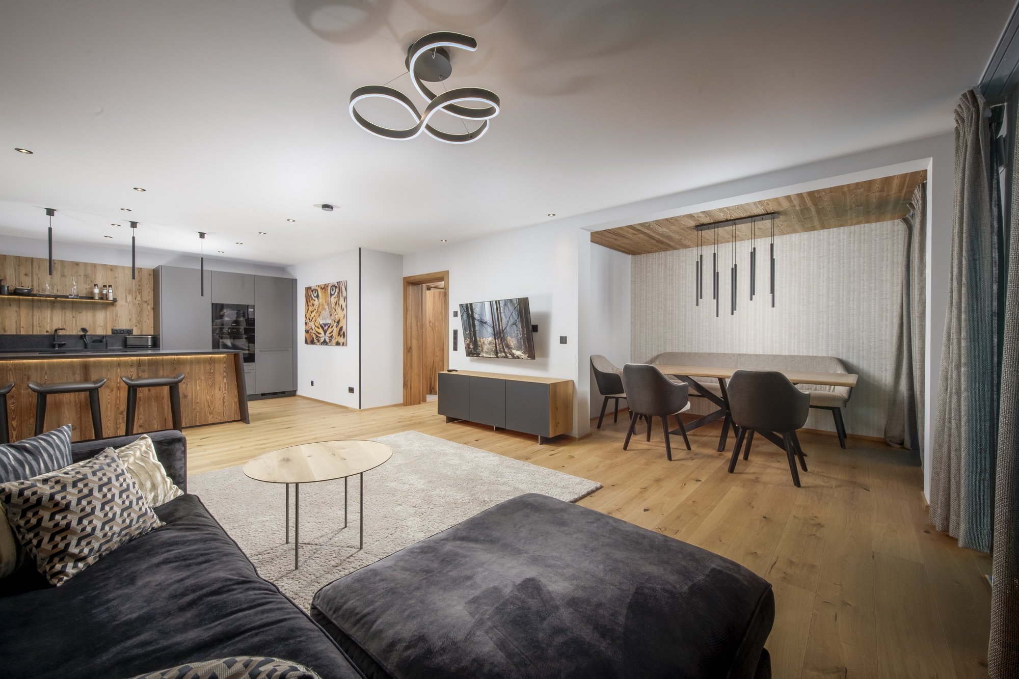 Apartment 5