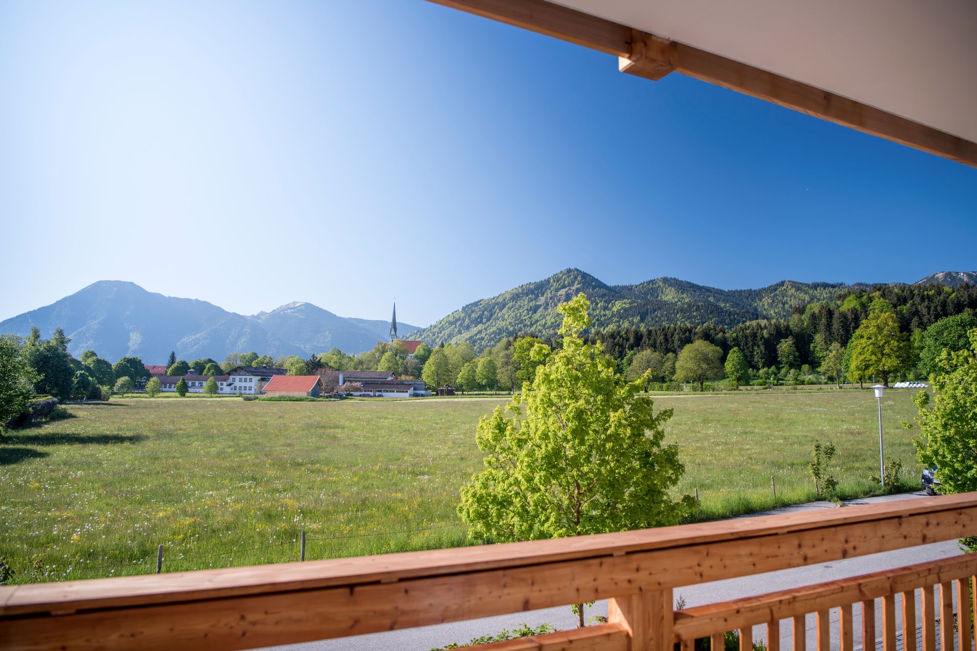Balkon mit Wallberg-Blick