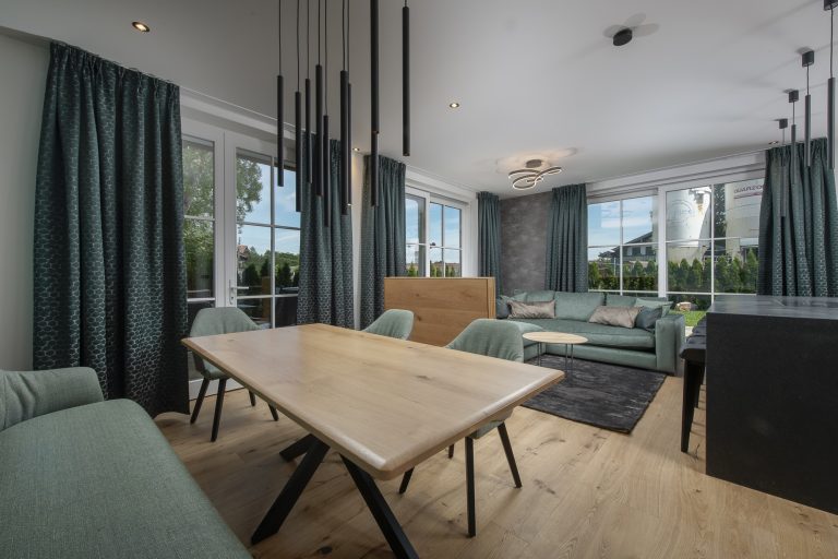 luxury apartments-r6-tegernsee-apartment-3-living room